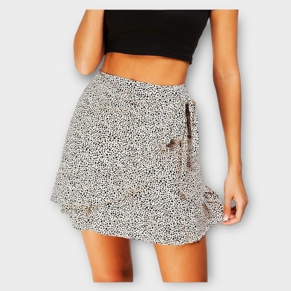 High Waisted Leopard Ruffle Frill Mini Skirt - Picture 4 of 6